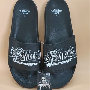 NWT Men's Gas Monkey Slides